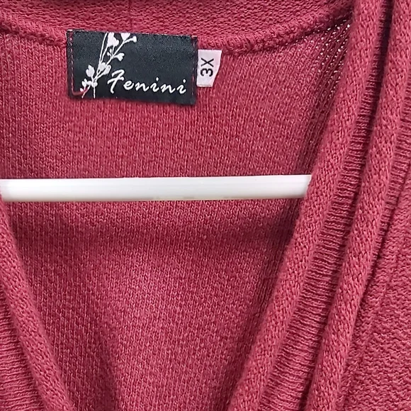 Fenini Red Button Front Sweater - Picture 2 of 9